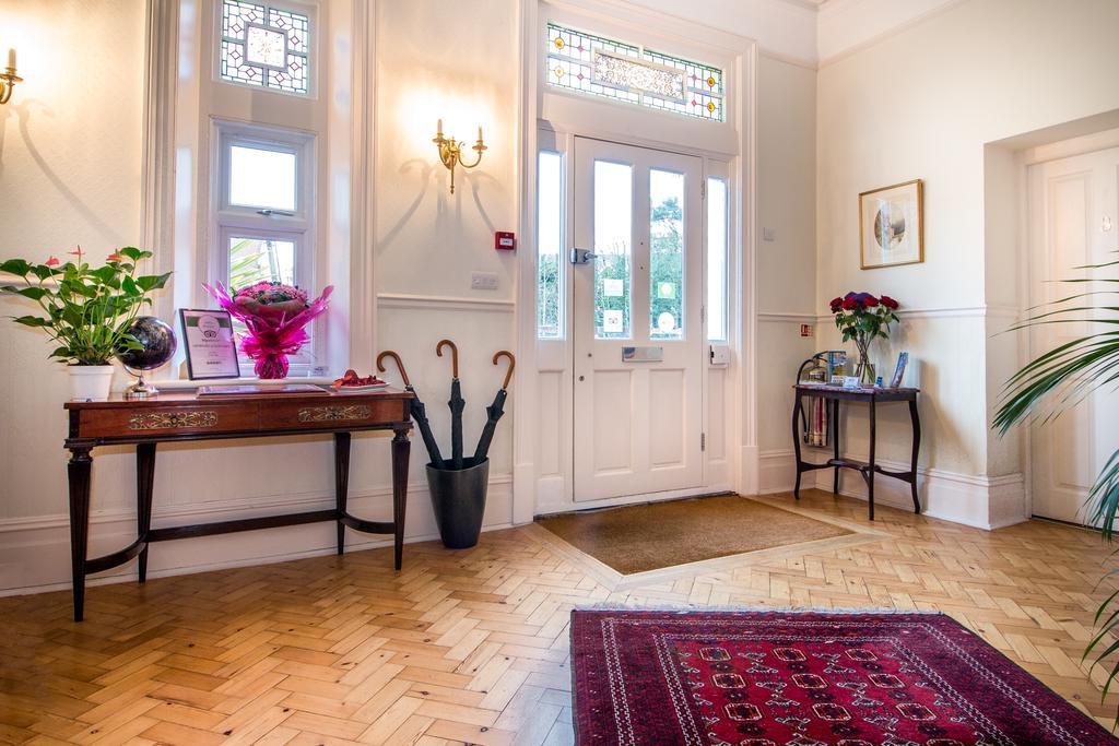 Surbiton Villiers Lodge المظهر الخارجي الصورة