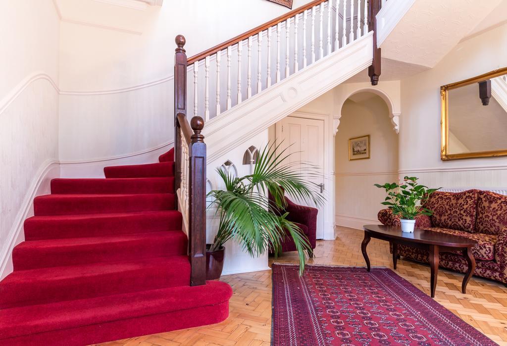 Surbiton Villiers Lodge المظهر الخارجي الصورة