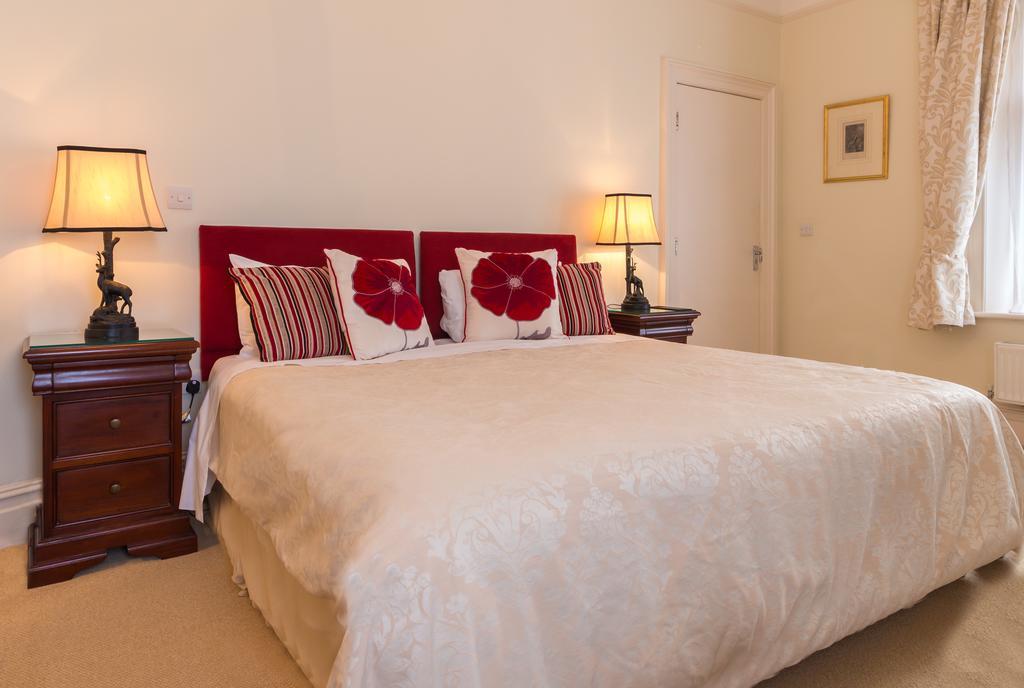 Surbiton Villiers Lodge المظهر الخارجي الصورة