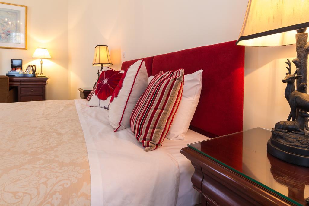 Surbiton Villiers Lodge المظهر الخارجي الصورة