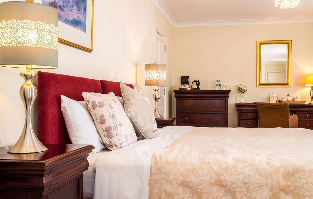 Surbiton Villiers Lodge المظهر الخارجي الصورة