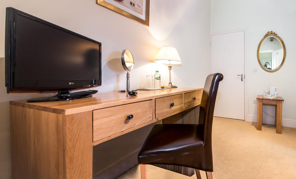 Surbiton Villiers Lodge المظهر الخارجي الصورة